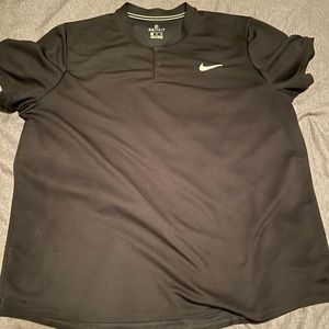 Nike court drifit shirt